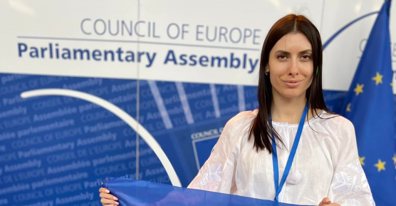 Мезенцева закликала людей подавати заявки на реєстрацію збитків через платформу Дія.