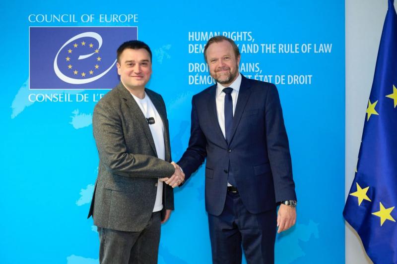 Україна уклала угоду про основи штучного інтелекту та права людини.