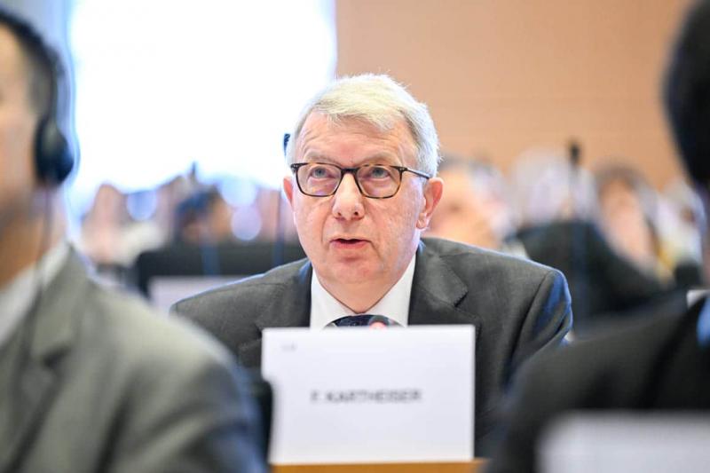 Європейський парламентарій оголосив, що планує відвідати Росію, щоб обговорити питання миру та захисту прав людини.