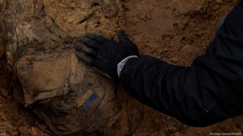 В Україну доставили останки 1212 загиблих військовослужбовців.