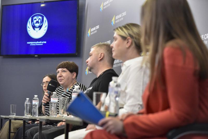 Боротьба, комунікація, фіксація: як підтримати тих, хто в полоні | UACRISIS.ORG
