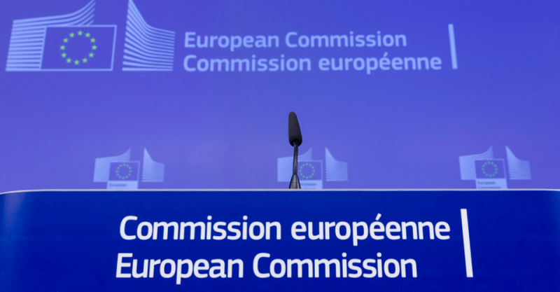 Європейська комісія представила звіт щодо процесу розширення: які досягнення відзначають, а які аспекти викликають критику стосовно України.