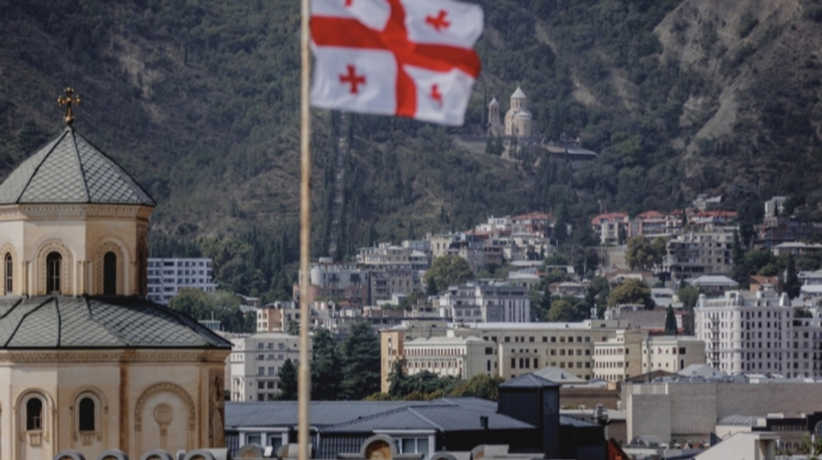 Європейська комісія підтвердила свій намір ввести обмеження на безвізовий режим для Грузії.