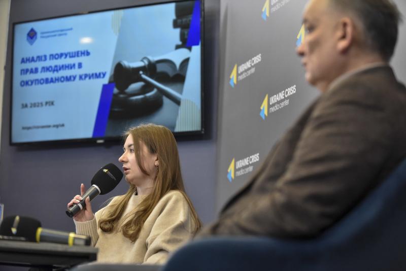 У навчальних закладах Криму стає помітнішим вплив російської пропаганди - Звіт КРЦ | UACRISIS.ORG