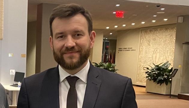 Міністр соціальної політики повідомив, що Пенсійний фонд України планує відновити виплати пенсій для осіб, які проживають на тимчасово окупованих територіях, а також для внутрішньо переміщених осіб.