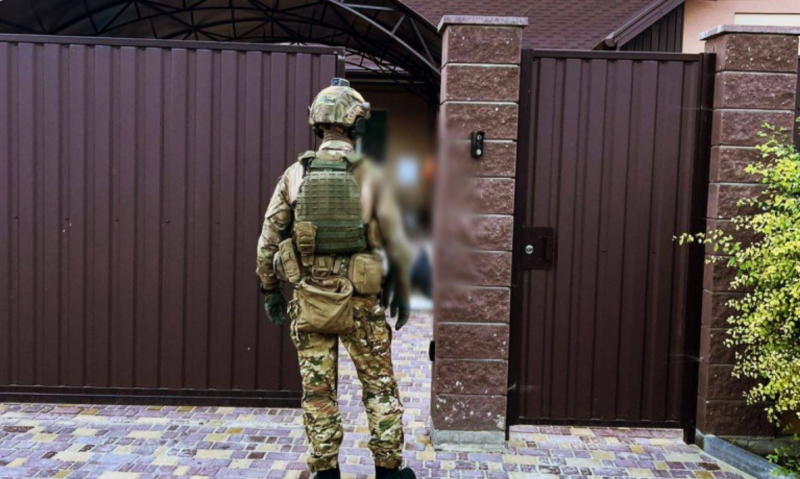 Обшуки Державного бюро розслідувань у більш ніж 100 територіальних центрів комплектування: кампанія 