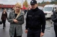 Україна і Росія домовились про час зупинки вогню для проведення гуманітарної місії в Олешках.